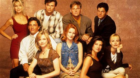 Melrose Place - Intrygujące romanse i tajemnice w słonecznym Los Angeles!